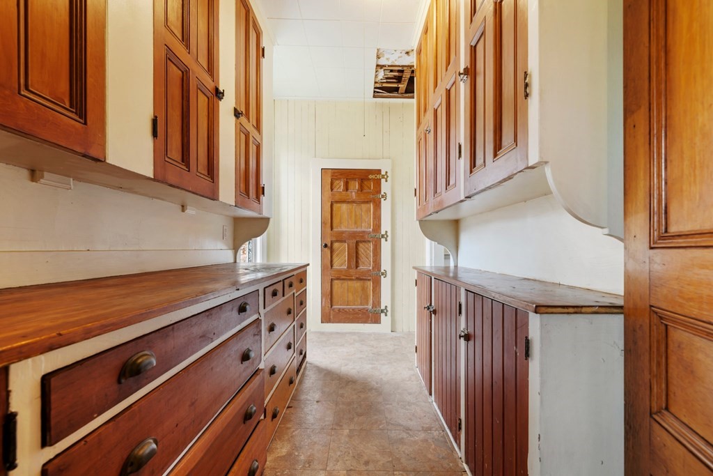 151 Lincoln Street Holyoke, MA 01040 - Photo 11 of 40 a view of an entryway with staircase