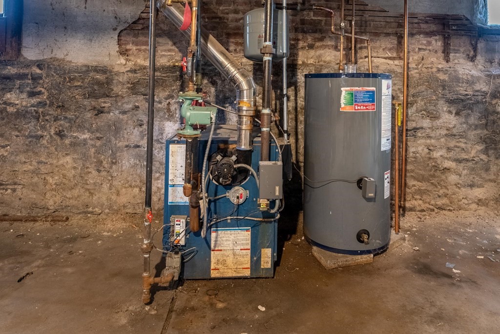 151 Lincoln Street Holyoke, MA 01040 - Photo 39 of 40 a view of water heater room