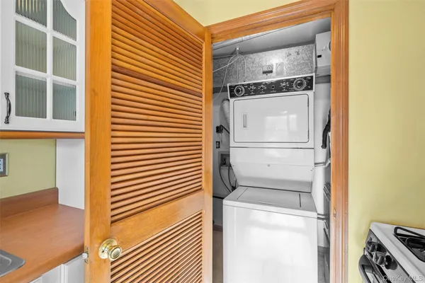 a view of washer and dryer