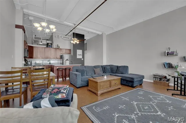 $124,900 | 1501 Locust Street, Unit 1102, St. Louis, MO 63103