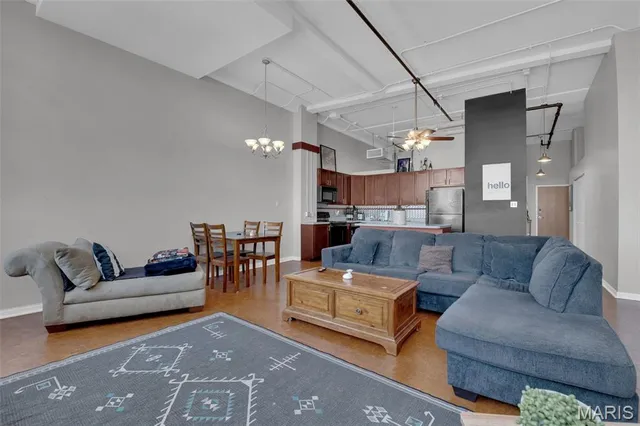 $124,900 | 1501 Locust Street, Unit 1102, St. Louis, MO 63103