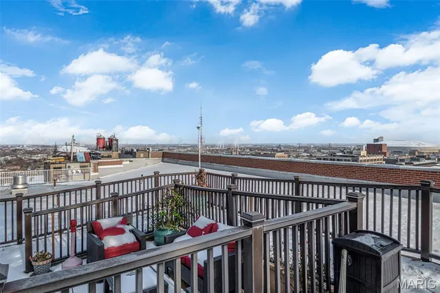 $124,900 | 1501 Locust Street, Unit 1102, St. Louis, MO 63103