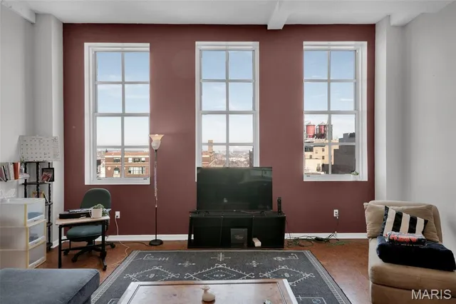 $124,900 | 1501 Locust Street, Unit 1102, St. Louis, MO 63103