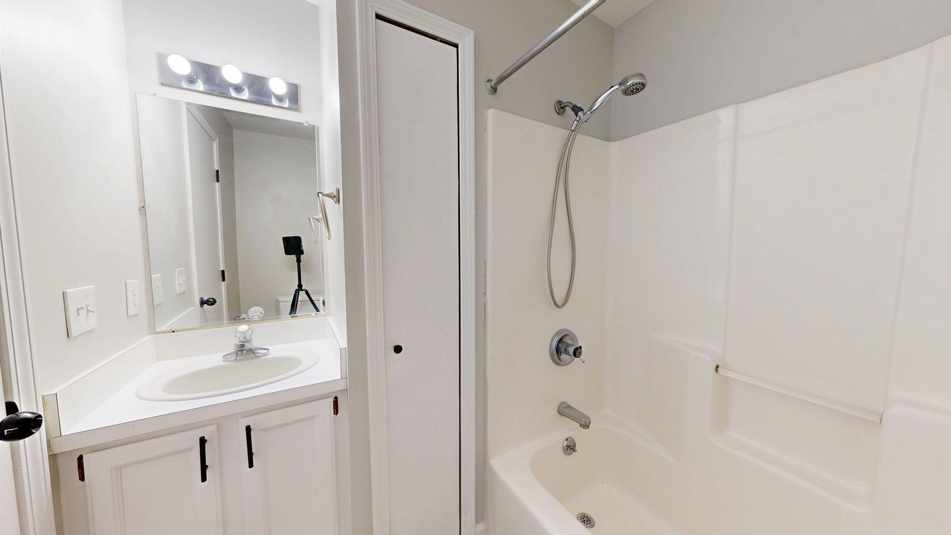 1846 Ladd Road Walled Lake, MI 48390 - Photo 18 of 27 1846-Ladd-Rd-11042025_152810