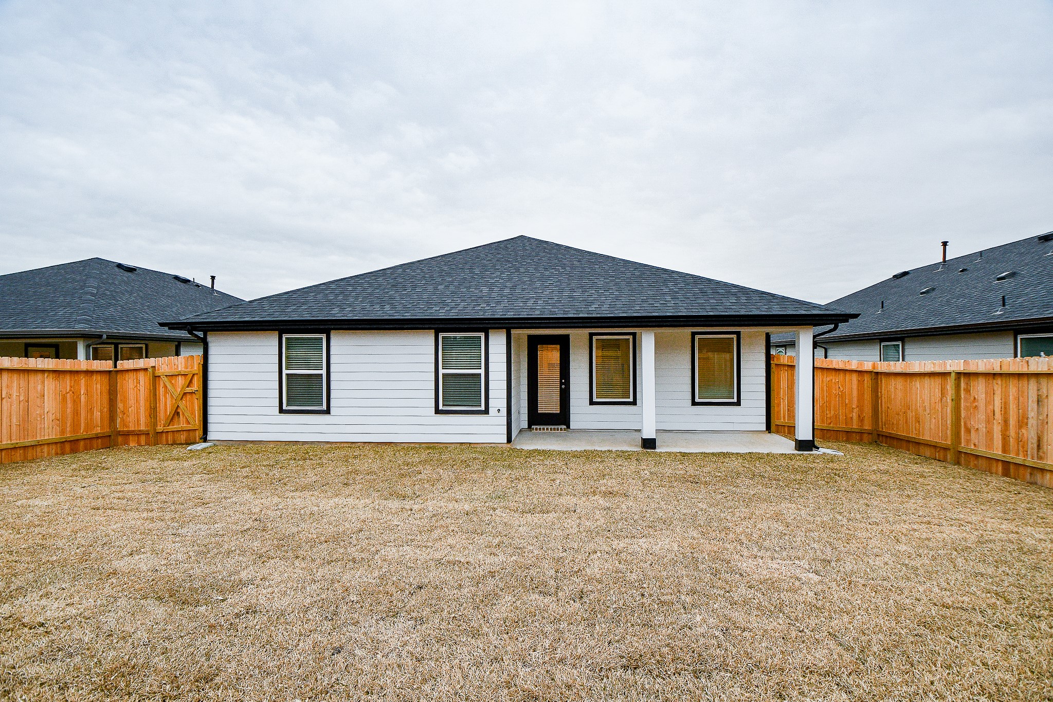 31715 Hallington Hl Lane Fulshear, TX 77441 - Photo 32 of 37 a house with yard in front of it