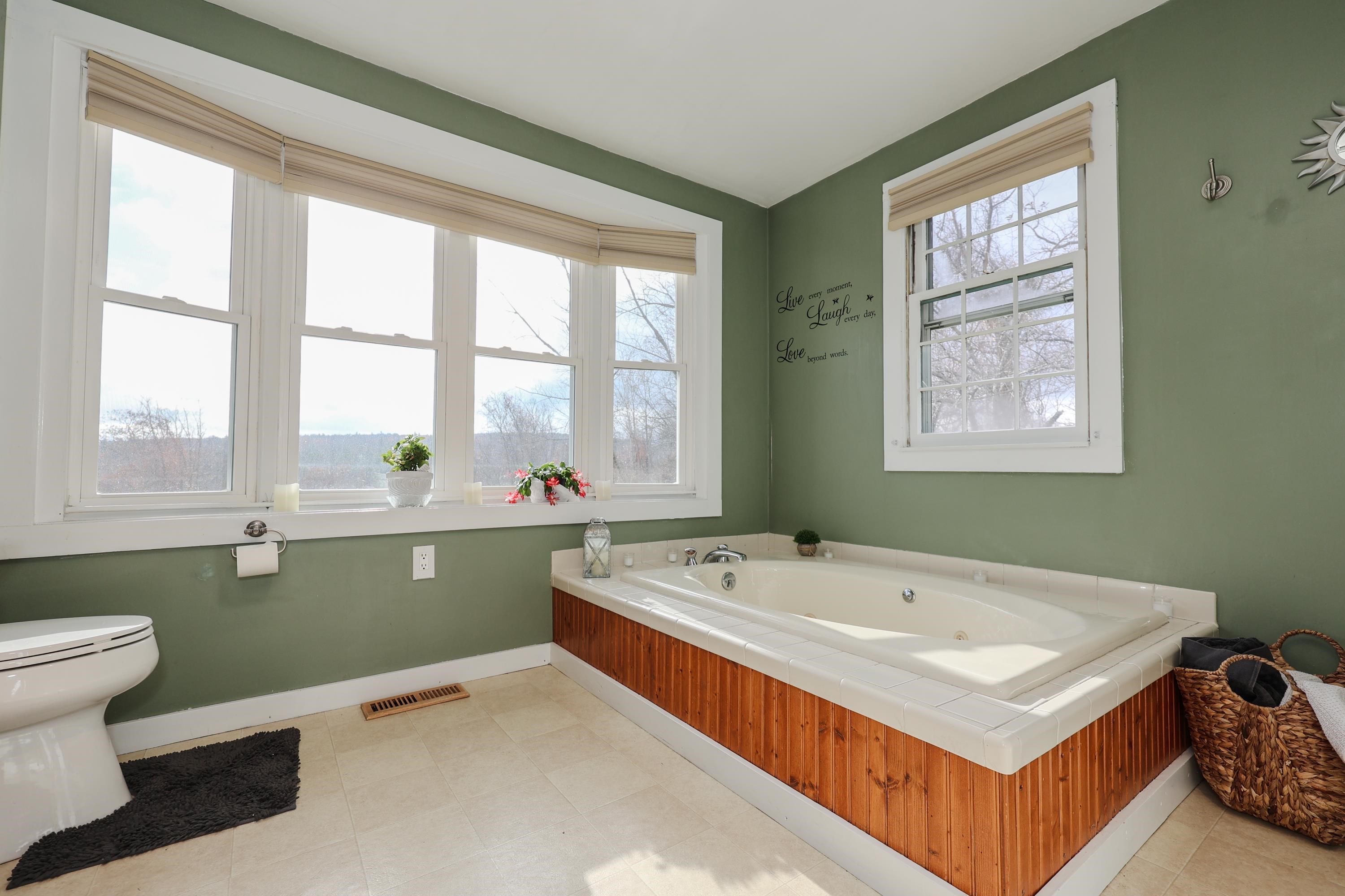 106 Windsor Road Hillsborough, NH 03244 - Photo 8 of 34