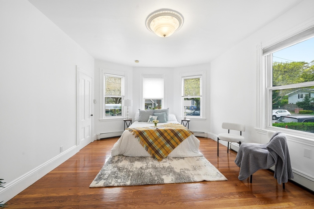 166 Chestnut Street, Unit 1 Brookline, MA 02445 - Photo 6 of 33