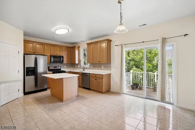 $622,000 | 33 Kennedy Court, Princeton, NJ 08540