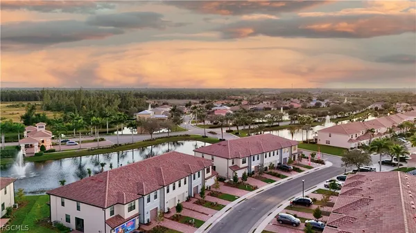 $1,900 | 1428 Weeping Willow Court, Cape Coral, FL 33909