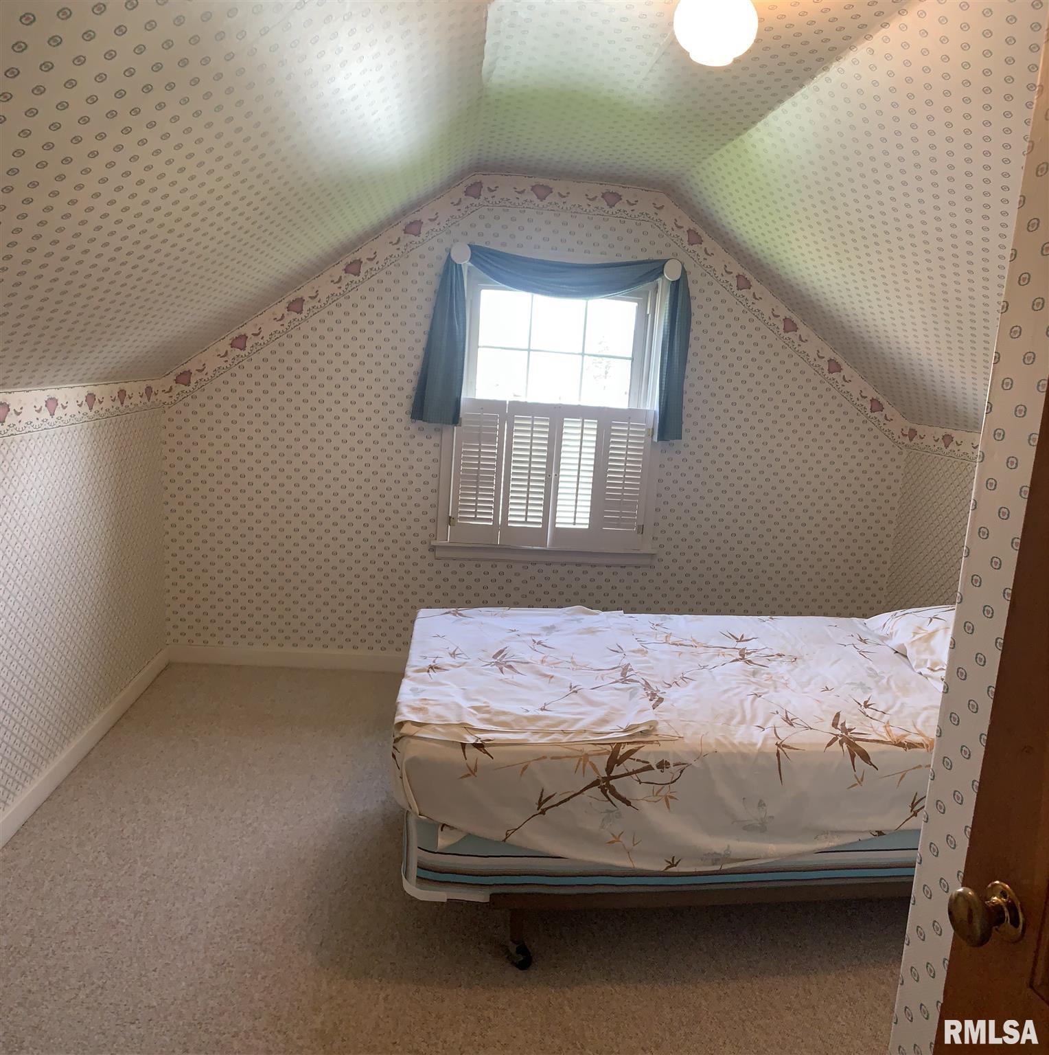 107 Doris Street Washington, IL 61571 - Photo 14 of 24 Gallery Image 14