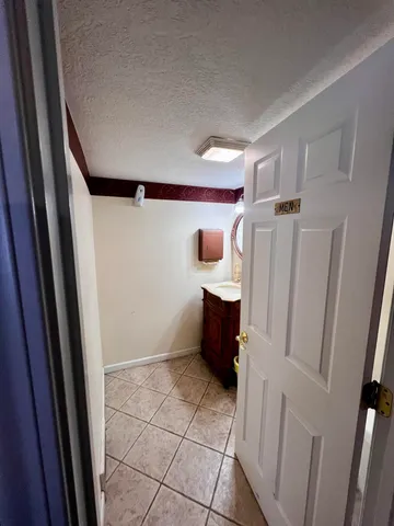 $150,000 | 526 Fairyland Avenue, Jackson, MI 49201