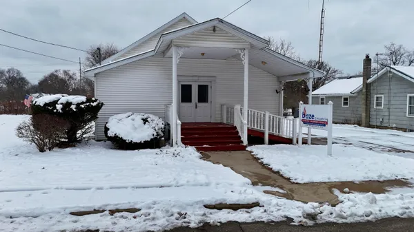 $145,000 | 526 Fairyland Avenue, Jackson, MI 49201