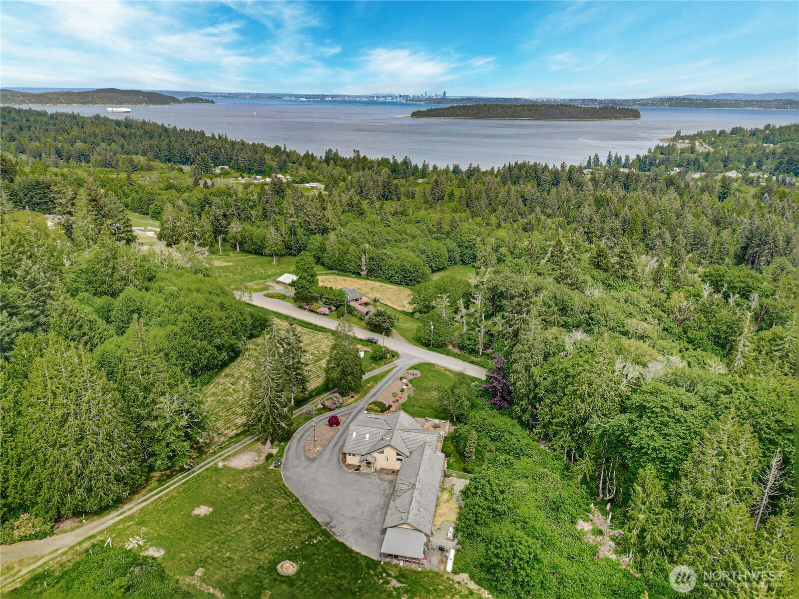 3188 Hinkley Road Southeast Port Orchard, WA 98366 - Photo 7 of 40