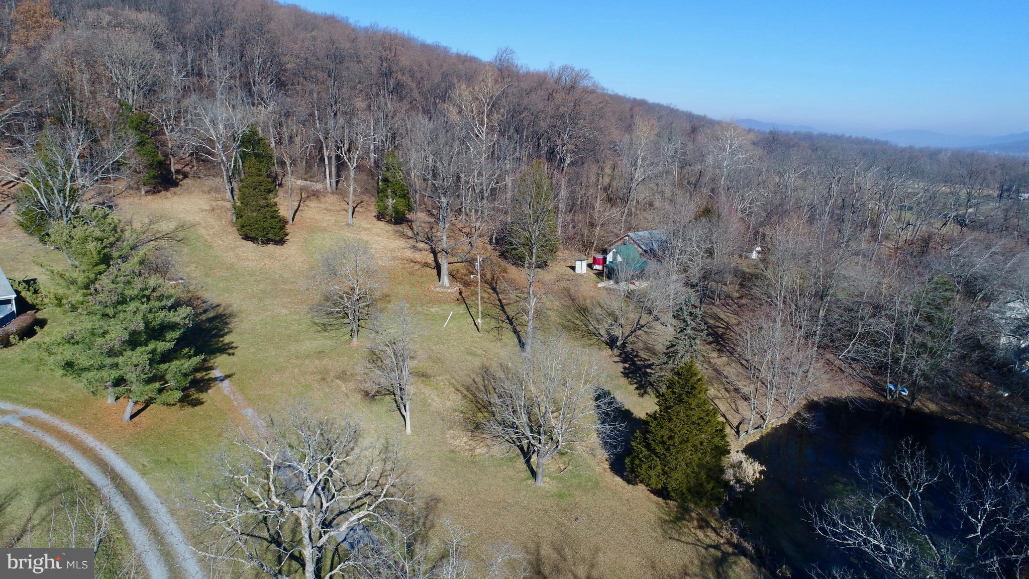 13189 Sagle Road Purcellville, VA 20132 - Photo 2 of 7 Gallery Image 2