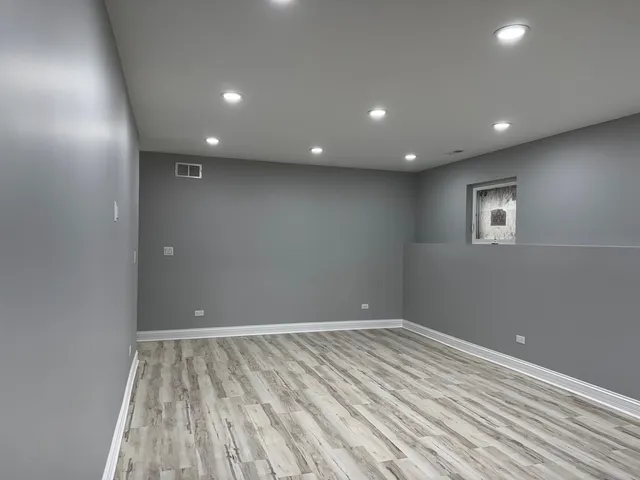 $725,000 | 5027 South Indiana Avenue, Chicago, IL 60615