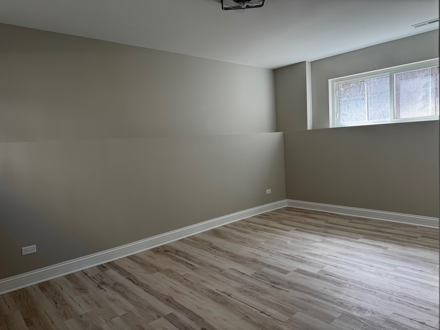 5027 South Indiana Avenue Chicago, IL 60615 - Photo 15 of 19