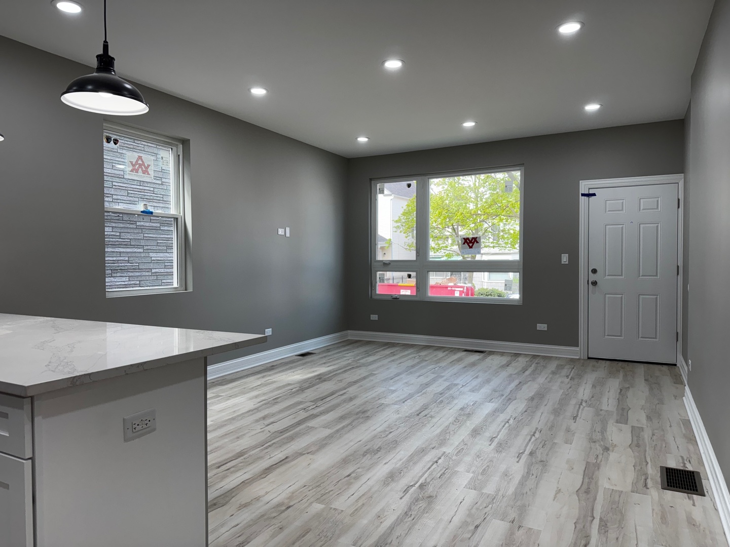 5027 South Indiana Avenue Chicago, IL 60615 - Photo 10 of 19