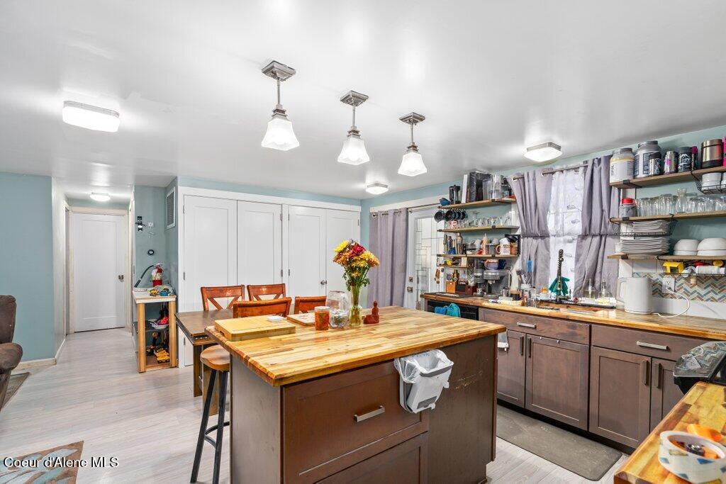 3093 West Highway 53, Unit 13 Rathdrum, ID 83858 - Photo 8 of 25 Great Eat-Up Island