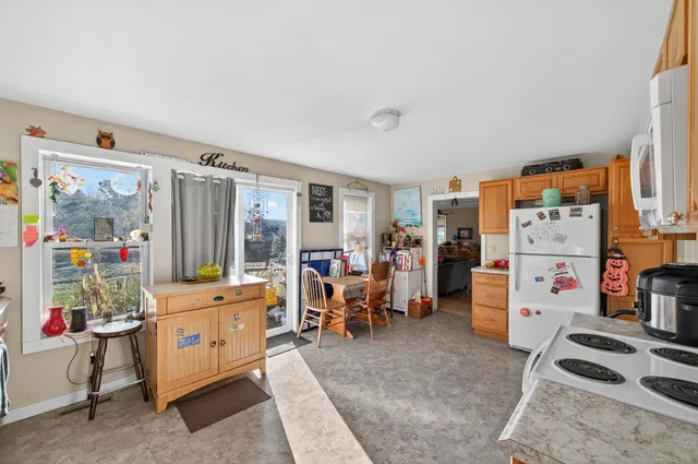 $749,000 | N5070 County Rd O, Trimbelle, WI 54011