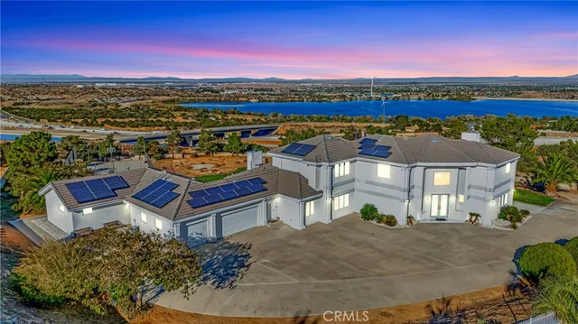 $1,399,999 | 143 West W Avenue, Palmdale, CA 93551