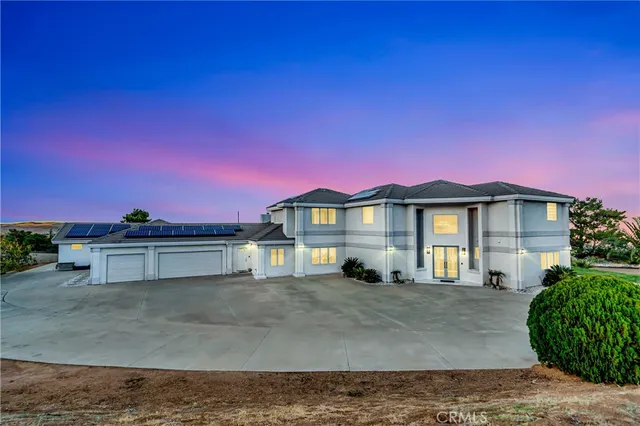 $1,399,999 | 143 West W Avenue, Palmdale, CA 93551