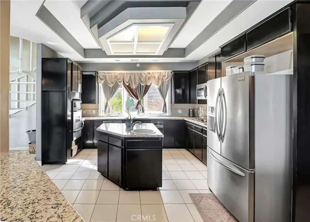 $1,399,999 | 143 West W Avenue, Palmdale, CA 93551