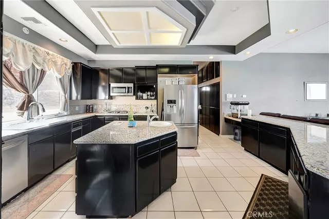 $1,399,999 | 143 West W Avenue, Palmdale, CA 93551