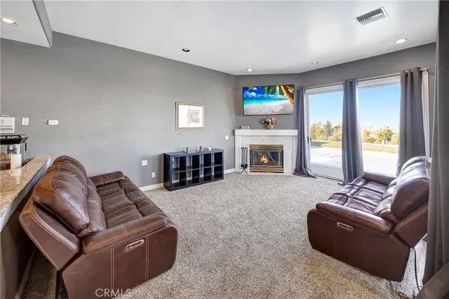 $1,399,999 | 143 West W Avenue, Palmdale, CA 93551