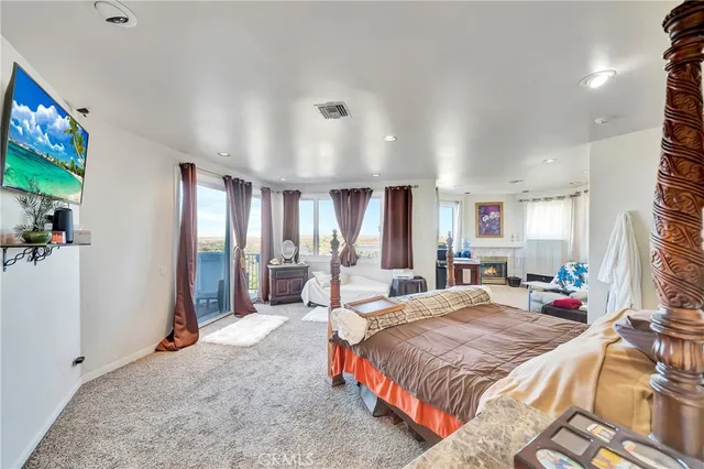 $1,399,999 | 143 West W Avenue, Palmdale, CA 93551