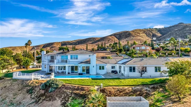 $1,399,999 | 143 West W Avenue, Palmdale, CA 93551