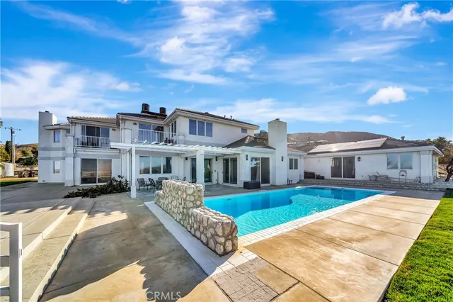 $1,399,999 | 143 West W Avenue, Palmdale, CA 93551