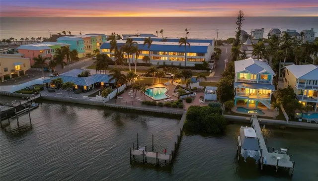 $775,000 | 1007 Gulf Drive North, Unit 213, Bradenton Beach, FL 34217