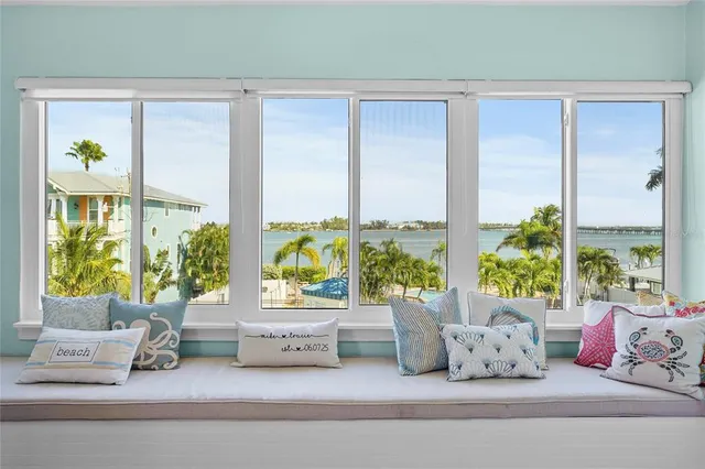 $775,000 | 1007 Gulf Drive North, Unit 213, Bradenton Beach, FL 34217