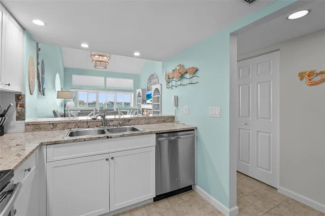 $775,000 | 1007 Gulf Drive North, Unit 213, Bradenton Beach, FL 34217