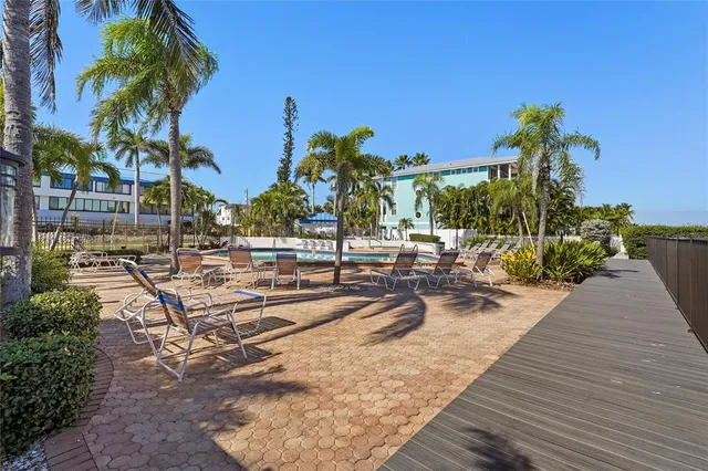 $775,000 | 1007 Gulf Drive North, Unit 213, Bradenton Beach, FL 34217