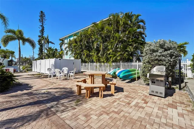 $775,000 | 1007 Gulf Drive North, Unit 213, Bradenton Beach, FL 34217