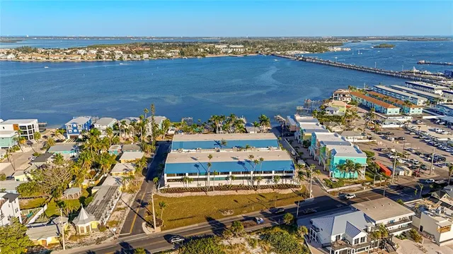 $775,000 | 1007 Gulf Drive North, Unit 213, Bradenton Beach, FL 34217