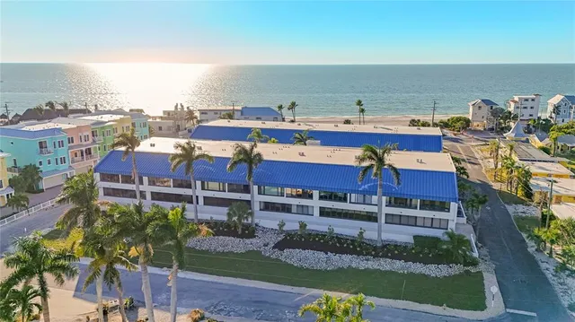 $775,000 | 1007 Gulf Drive North, Unit 213, Bradenton Beach, FL 34217