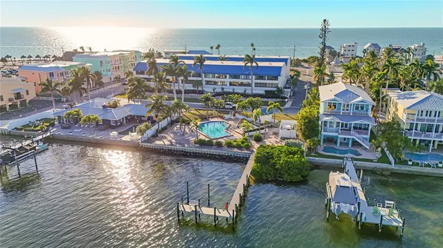 $775,000 | 1007 Gulf Drive North, Unit 213, Bradenton Beach, FL 34217