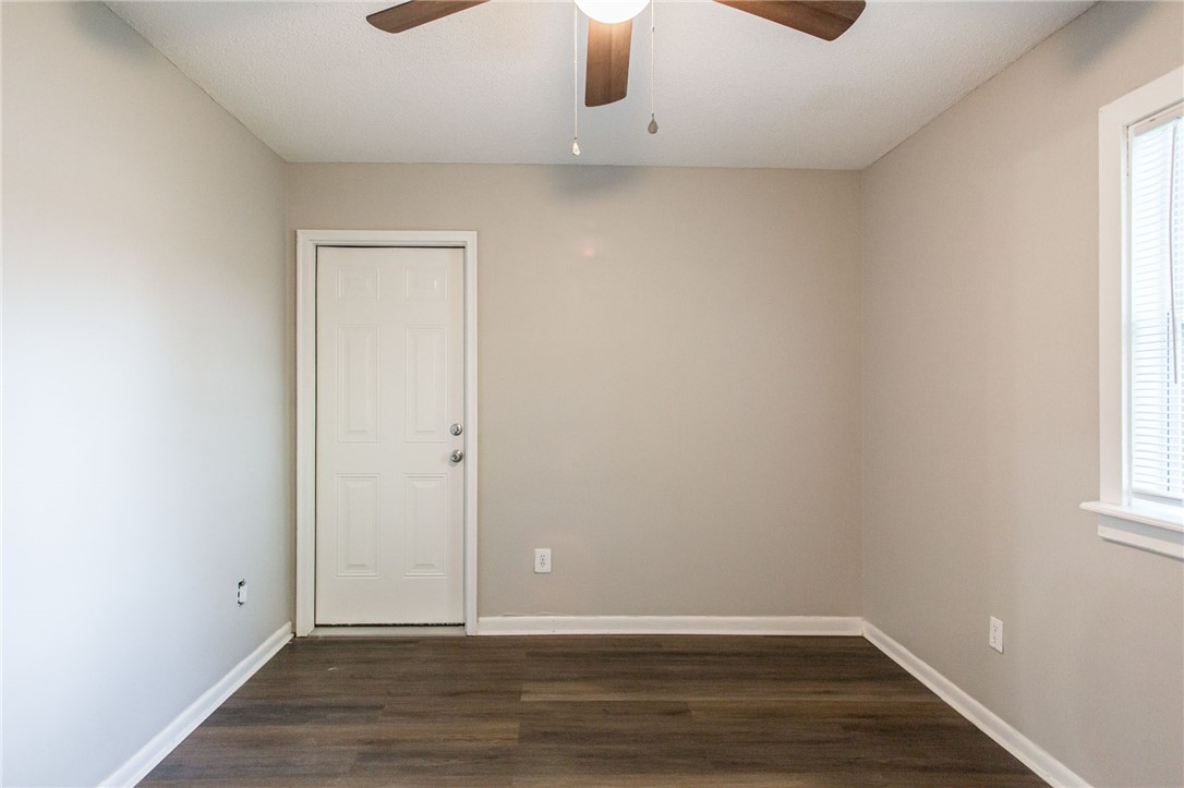 7126 Highway 301 Nahunta, GA 31553 - Photo 23 of 34