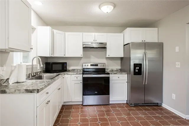 $169,900 | 7126 Highway 301, Nahunta, GA 31553