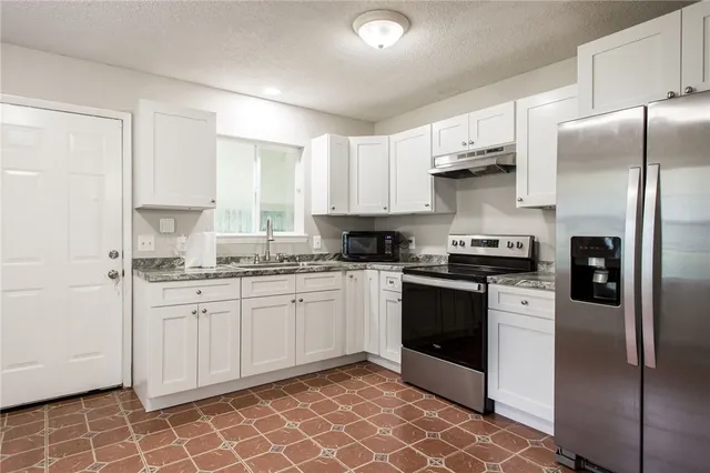 $169,900 | 7126 Highway 301, Nahunta, GA 31553