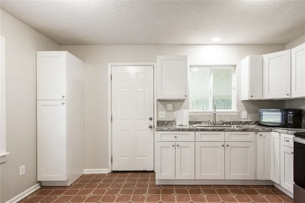 $162,900 | 7126 Highway 301, Nahunta, GA 31553