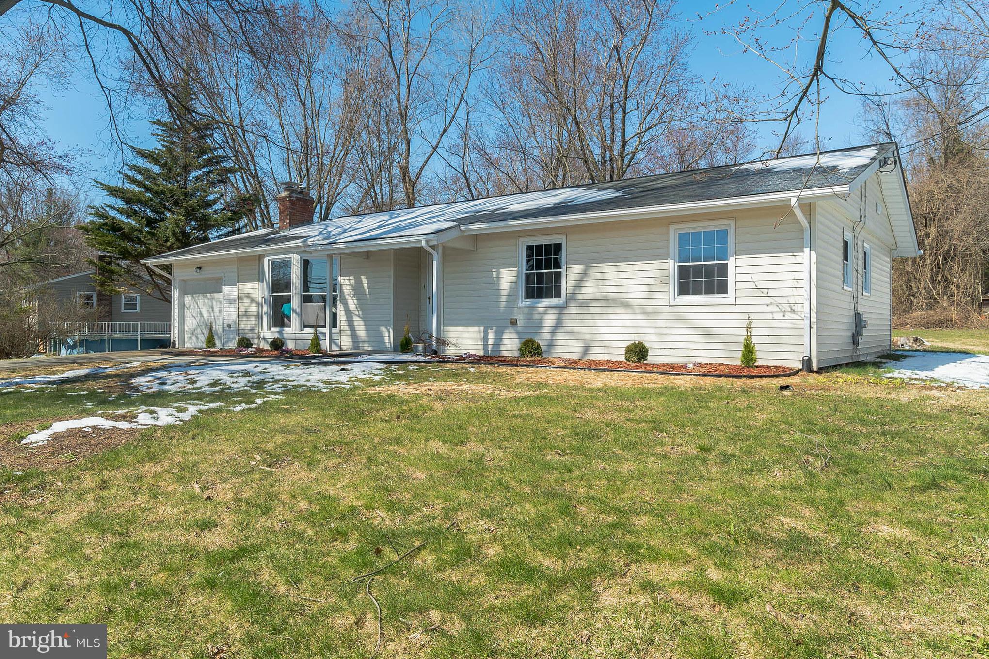 17904 Muncaster Road Rockville, MD 20855 - Photo 2 of 28 Exterior (Front)