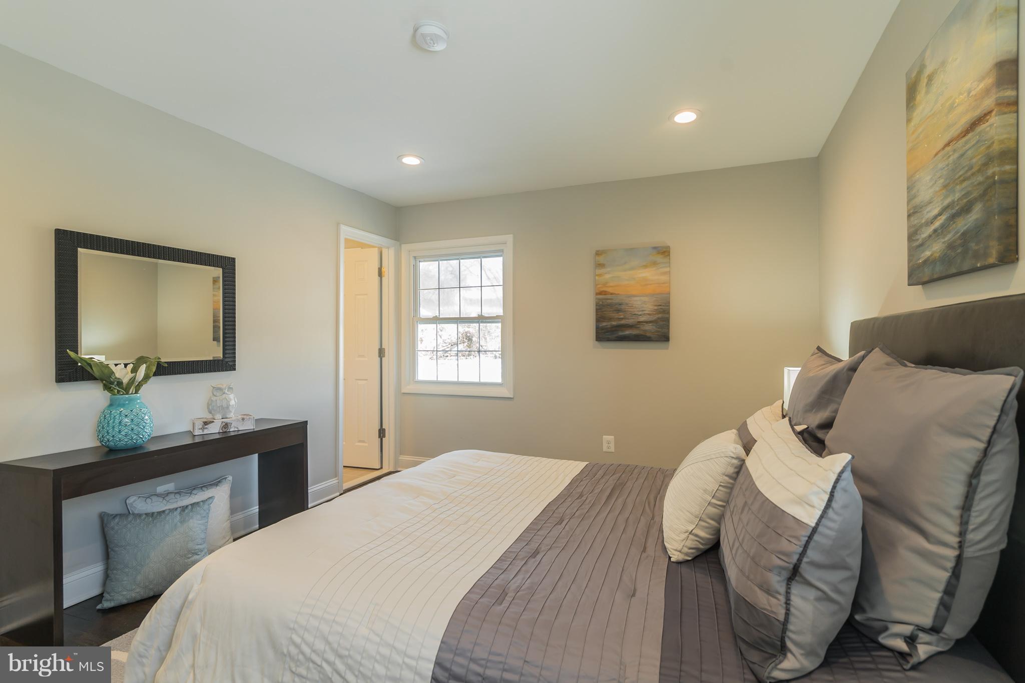 17904 Muncaster Road Rockville, MD 20855 - Photo 18 of 28 Bedroom