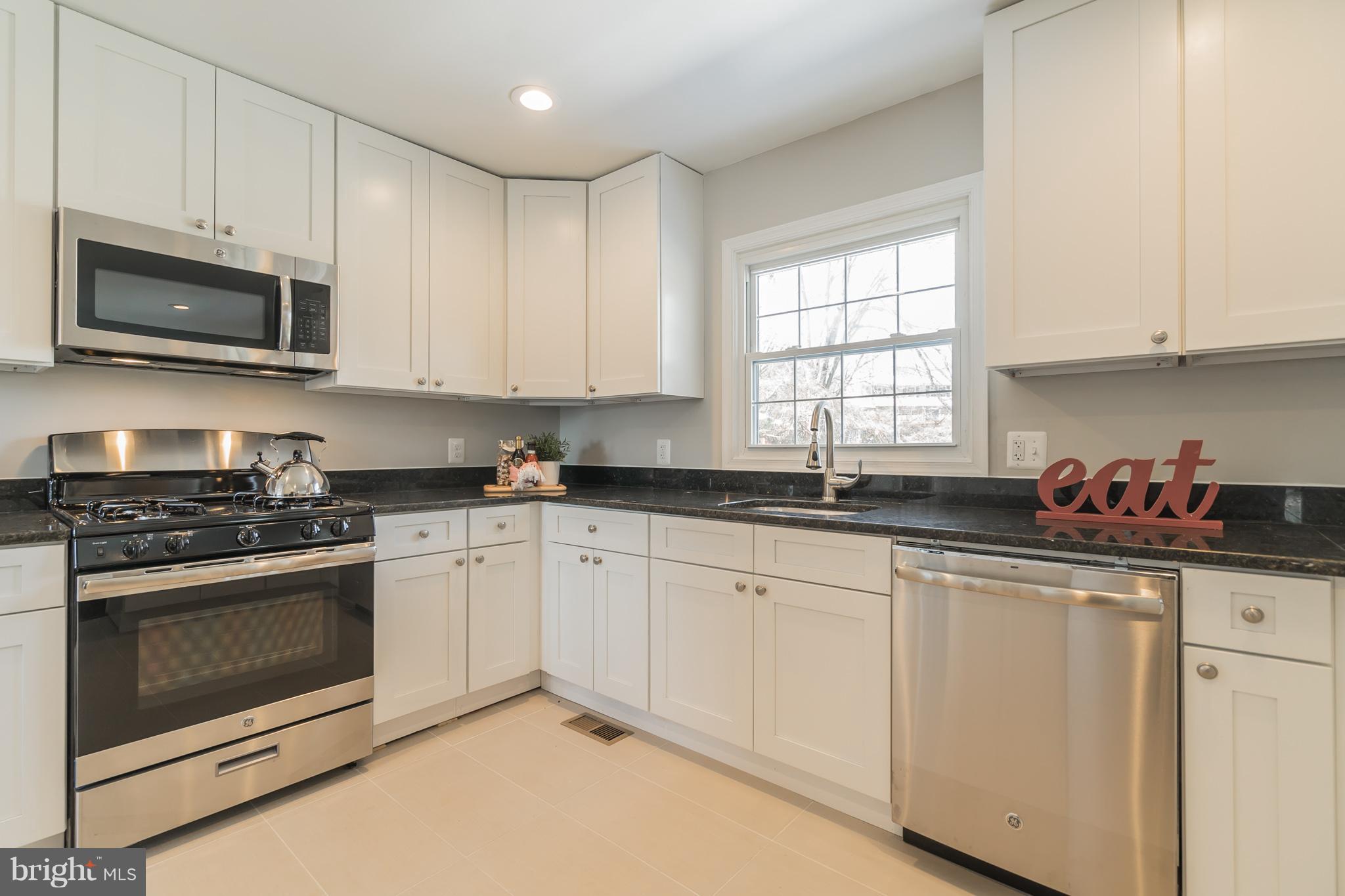 17904 Muncaster Road Rockville, MD 20855 - Photo 9 of 28 Kitchen