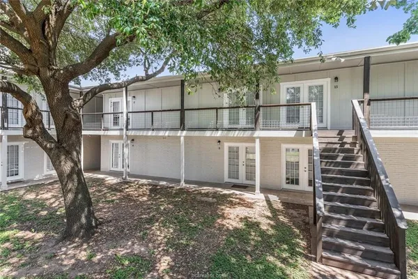 $825 | 3900 Old College Road, Unit 15, Bryan, TX 77801