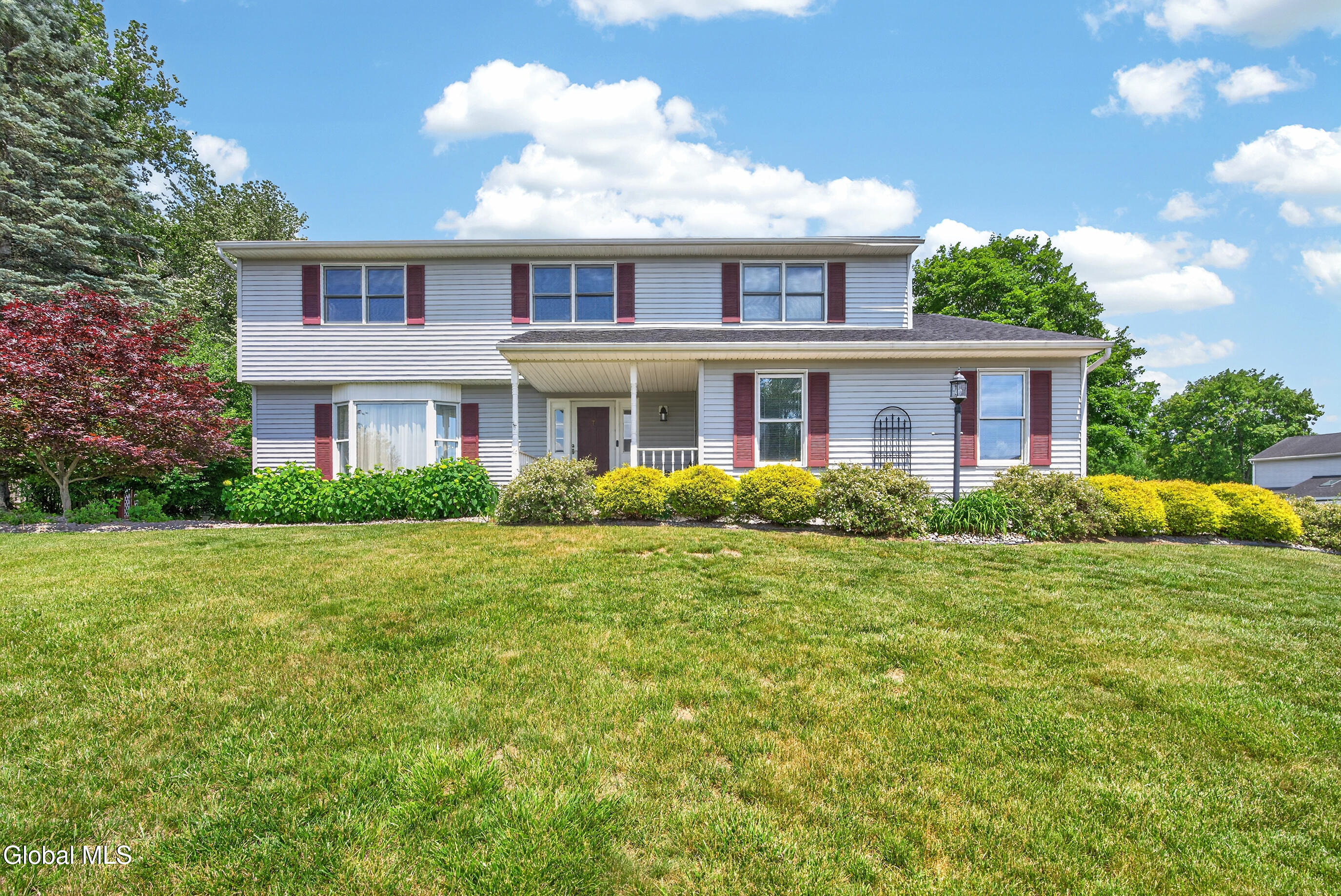44 Mallard Road Bethlehem, NY 12077 - Photo 2 of 90 014-44-Mallard-Rd-Glenmont-NY-12077