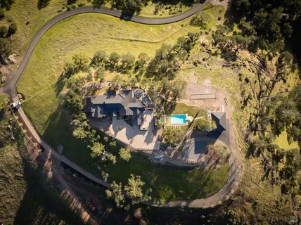 $6,995,000 | 2025 Redwood Hill Road, Santa Rosa, CA 95404