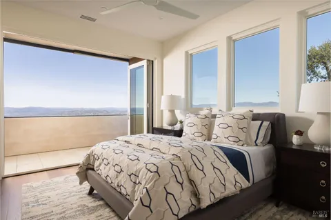 $6,995,000 | 2025 Redwood Hill Road, Santa Rosa, CA 95404